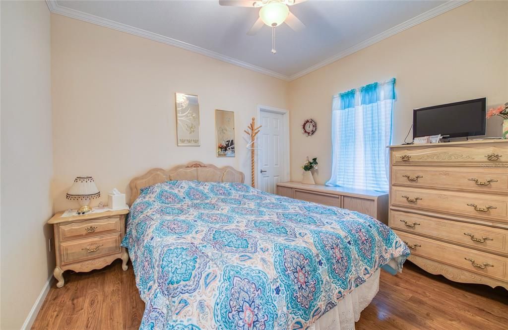 На продажу: $229,900 (2 спален, 2 ванн, 1266 Квадратных фут)