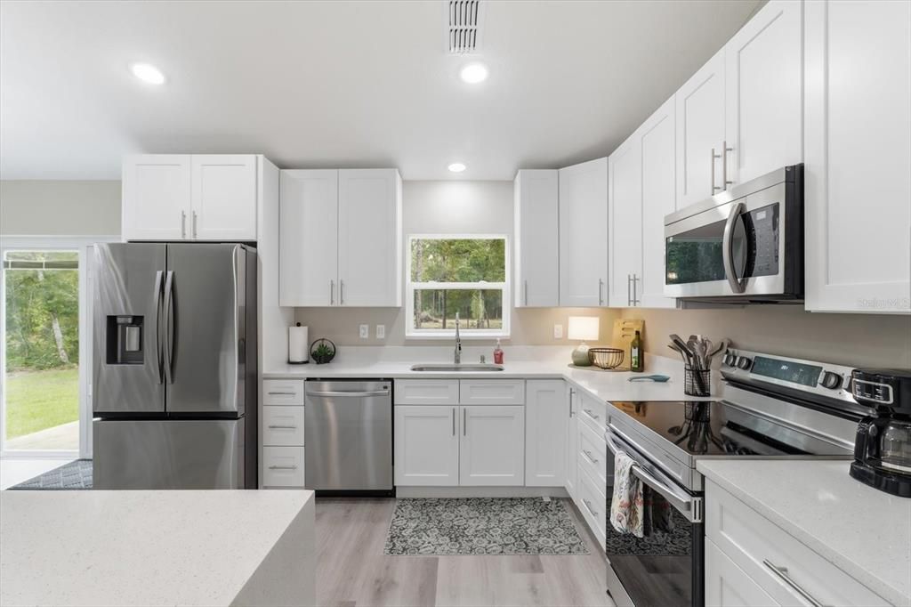For Sale: $334,900 (3 beds, 2 baths, 1445 Square Feet)