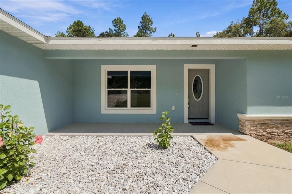 For Sale: $334,900 (3 beds, 2 baths, 1445 Square Feet)