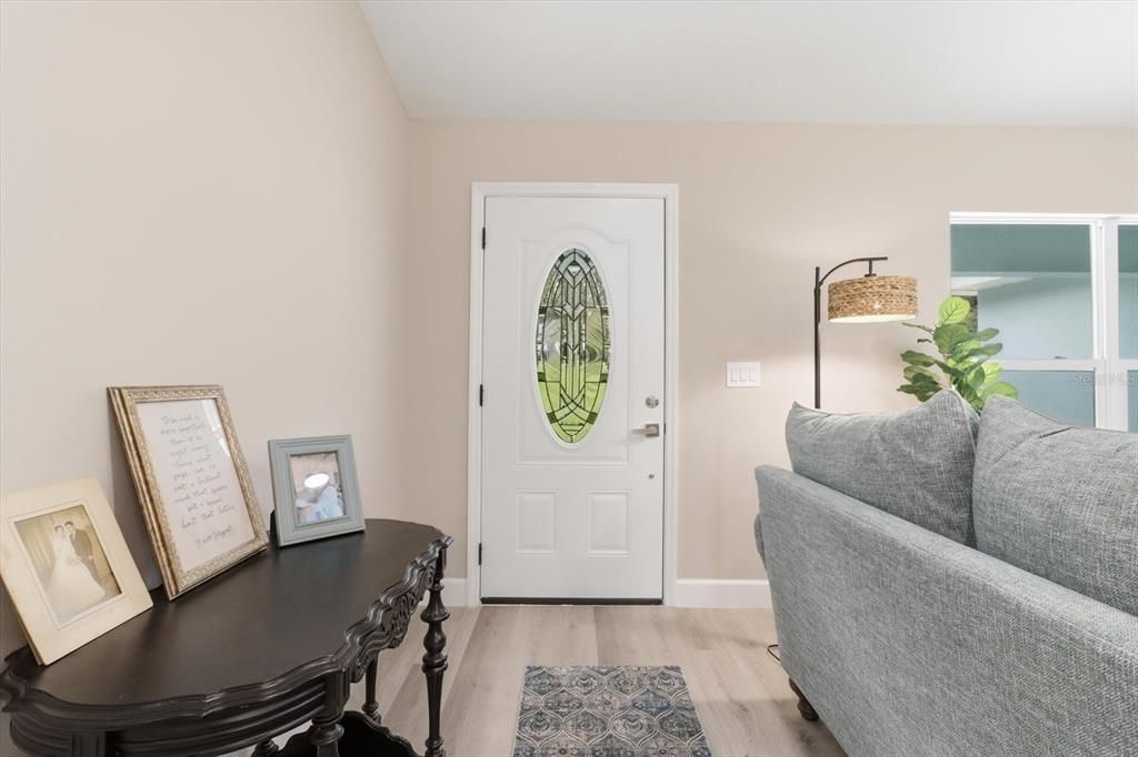 For Sale: $334,900 (3 beds, 2 baths, 1445 Square Feet)
