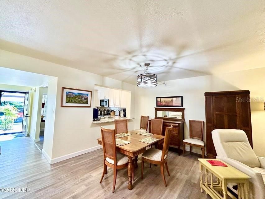 For Sale: $255,000 (3 beds, 2 baths, 1430 Square Feet)