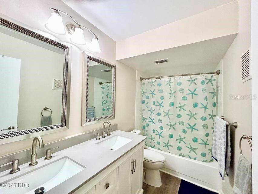 For Sale: $255,000 (3 beds, 2 baths, 1430 Square Feet)