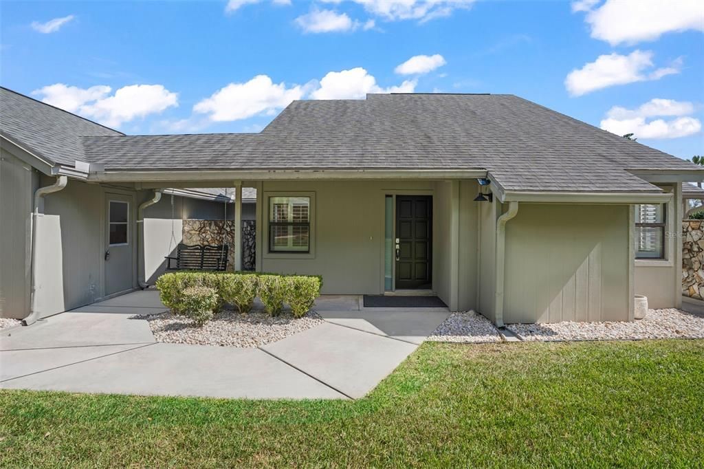 For Sale: $325,000 (3 beds, 2 baths, 1410 Square Feet)