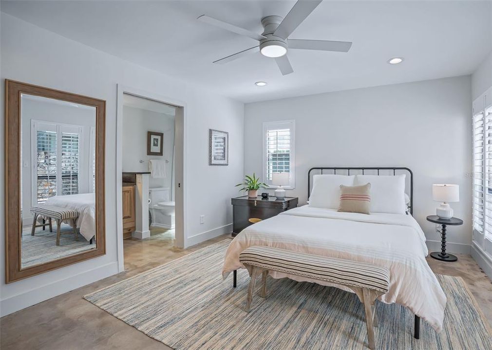 For Sale: $325,000 (3 beds, 2 baths, 1410 Square Feet)