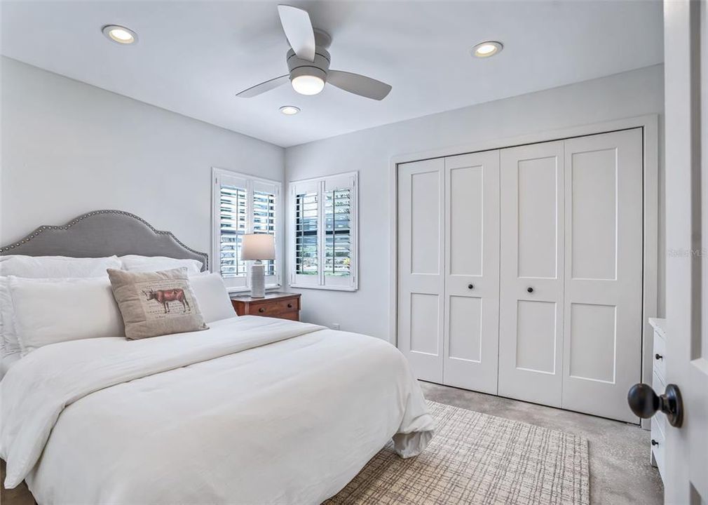 For Sale: $325,000 (3 beds, 2 baths, 1410 Square Feet)