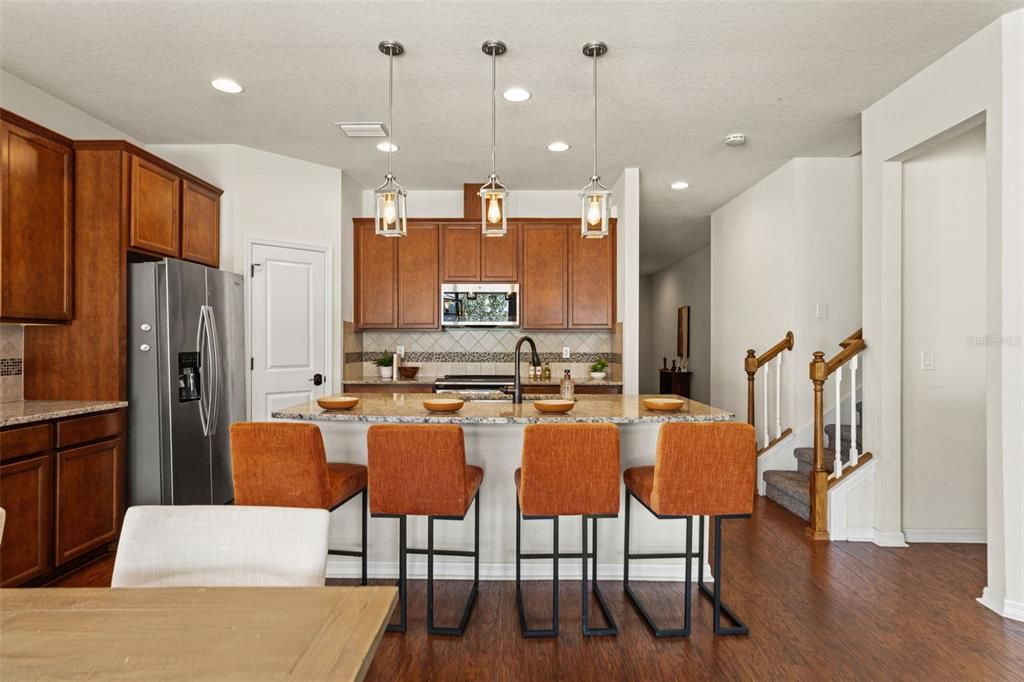 En Venta: $464,990 (4 camas, 3 baños, 2662 Pies cuadrados)