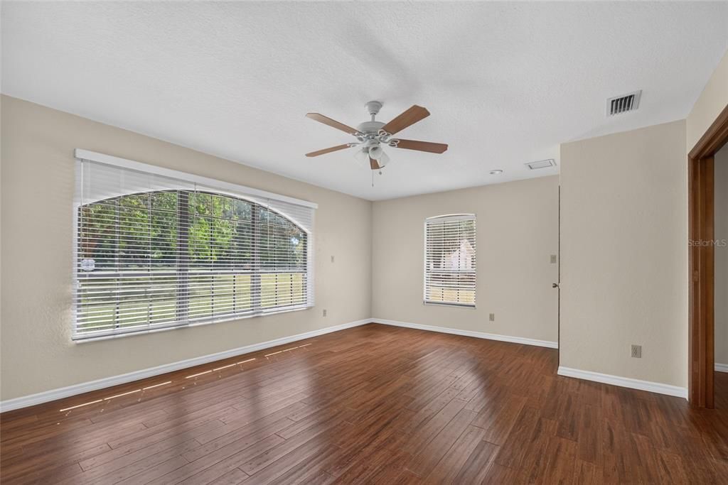 : $480,000 (3 beds, 2 baths, 1898 Square Feet)