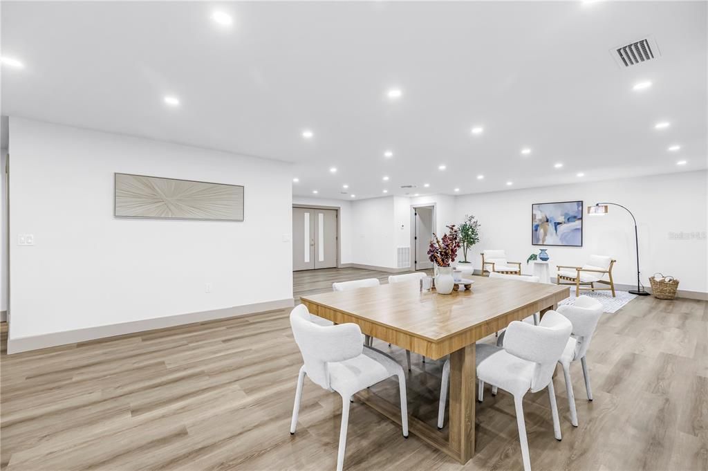 For Sale: $888,000 (5 beds, 4 baths, 3506 Square Feet)