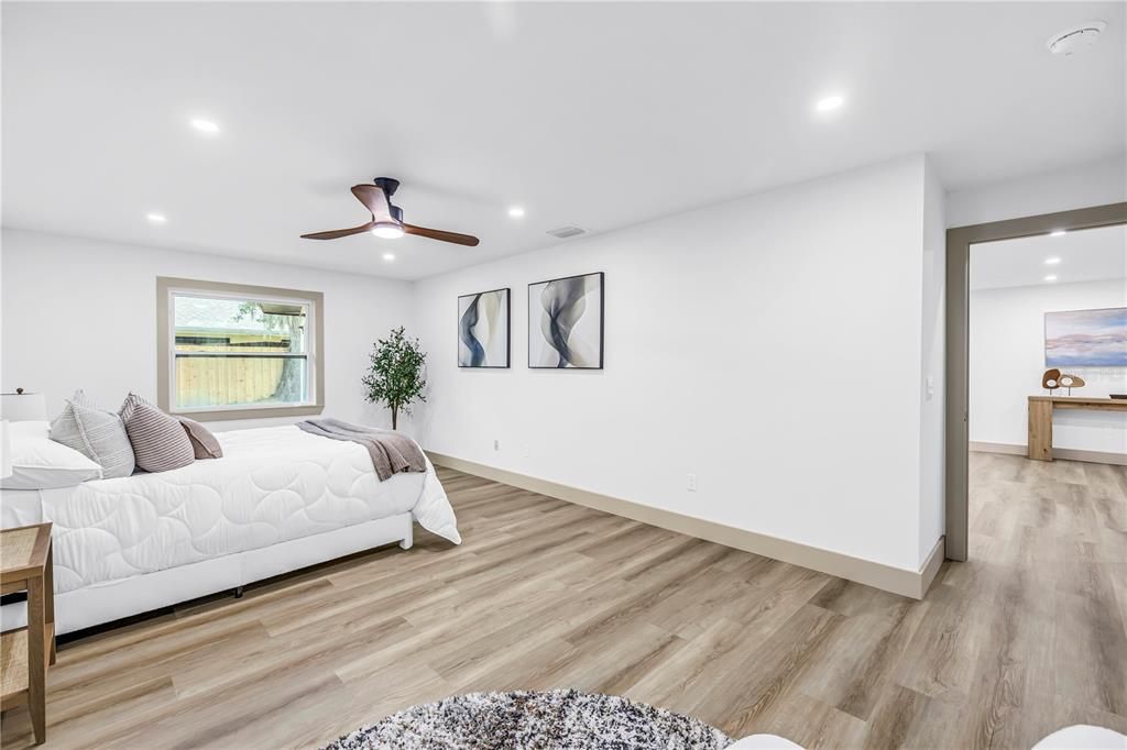 For Sale: $888,000 (5 beds, 4 baths, 3506 Square Feet)