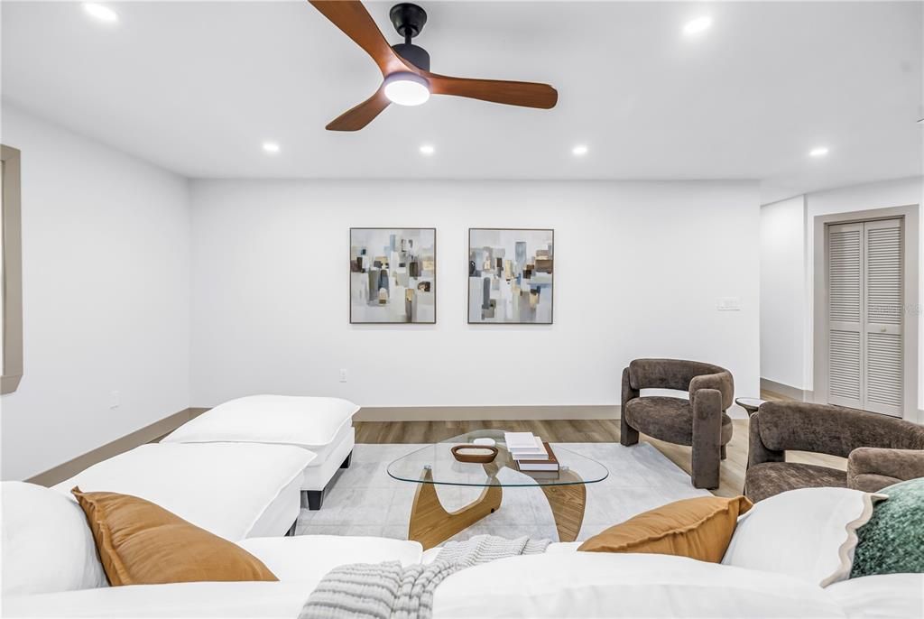 For Sale: $888,000 (5 beds, 4 baths, 3506 Square Feet)