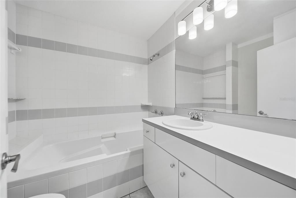 For Sale: $465,000 (3 beds, 2 baths, 1820 Square Feet)