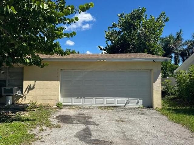 En Venta: $214,240 (3 camas, 2 baños, 1104 Pies cuadrados)