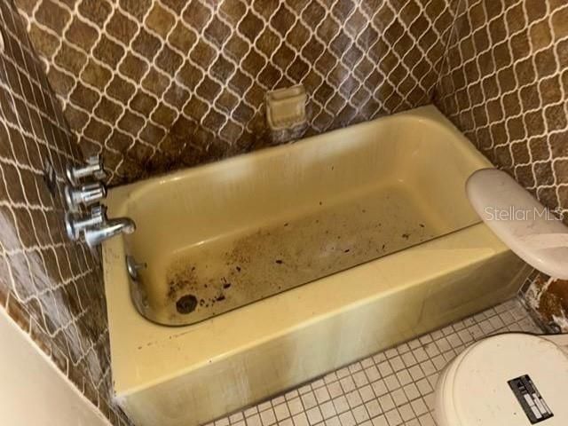 En Venta: $214,240 (3 camas, 2 baños, 1104 Pies cuadrados)