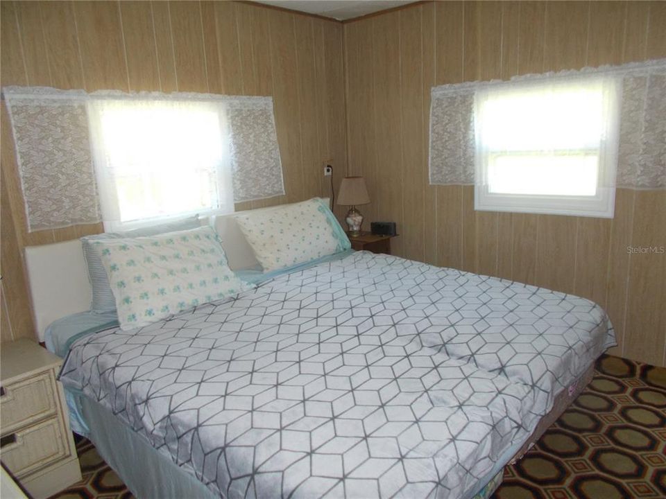 На продажу: $35,000 (2 спален, 1 ванн, 671 Квадратных фут)