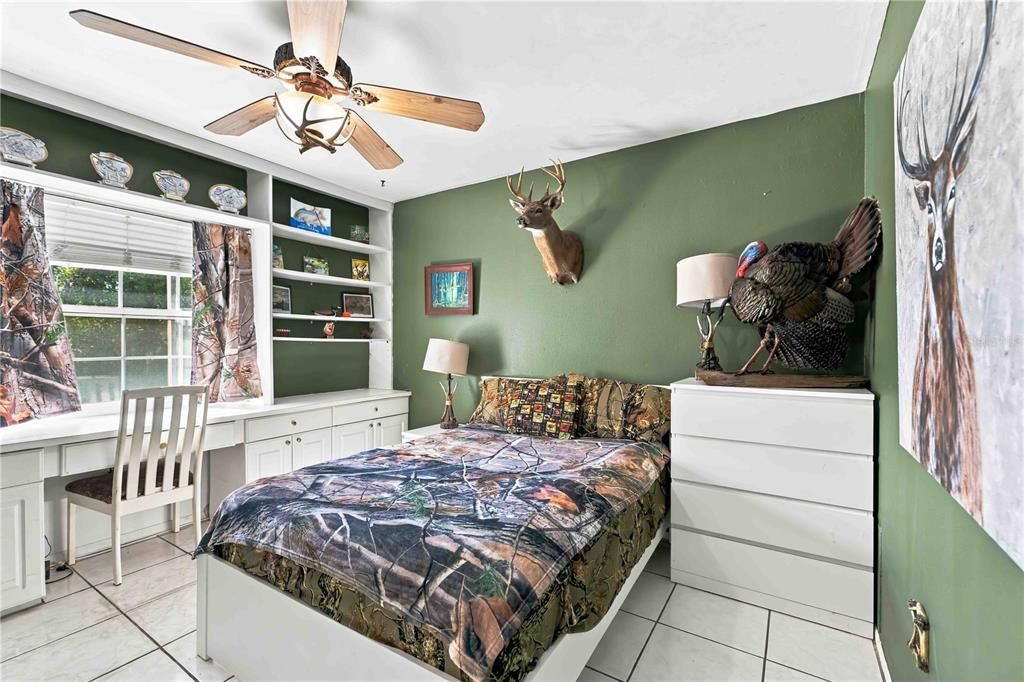 Activo con contrato: $499,000 (3 camas, 3 baños, 1781 Pies cuadrados)