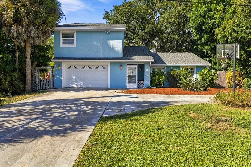 Activo con contrato: $499,000 (3 camas, 3 baños, 1781 Pies cuadrados)