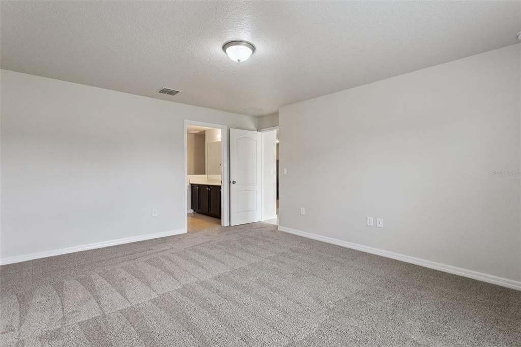 For Sale: $290,000 (3 beds, 2 baths, 1515 Square Feet)