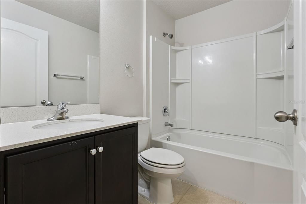 For Sale: $290,000 (3 beds, 2 baths, 1515 Square Feet)