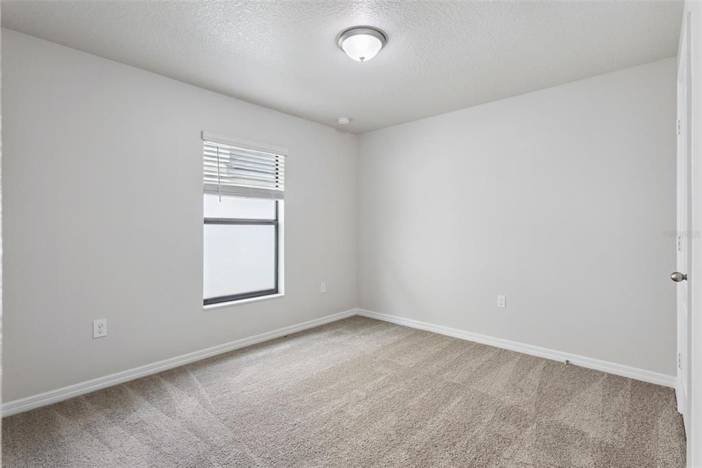 For Sale: $290,000 (3 beds, 2 baths, 1515 Square Feet)