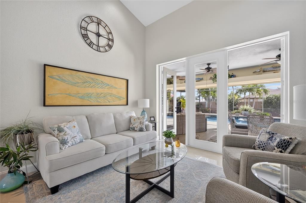 Active With Contract: $429,900 (3 beds, 3 baths, 2156 Square Feet)