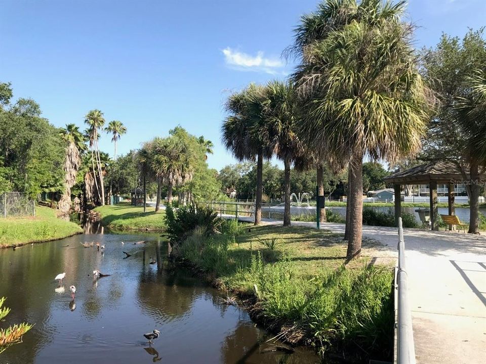 For Rent: $1,950 (1 beds, 1 baths, 1060 Square Feet)
