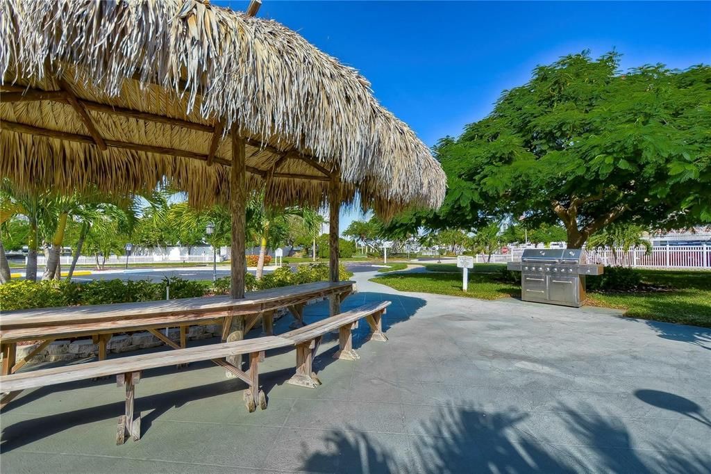 For Rent: $1,950 (1 beds, 1 baths, 1060 Square Feet)