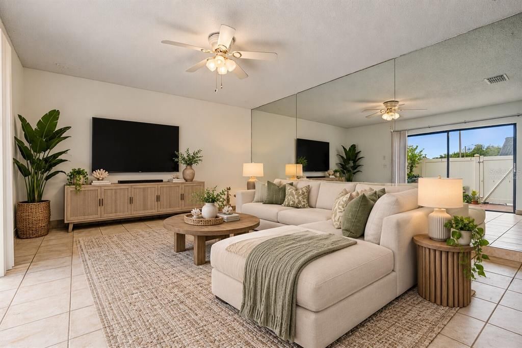 For Sale: $229,900 (2 beds, 2 baths, 1302 Square Feet)