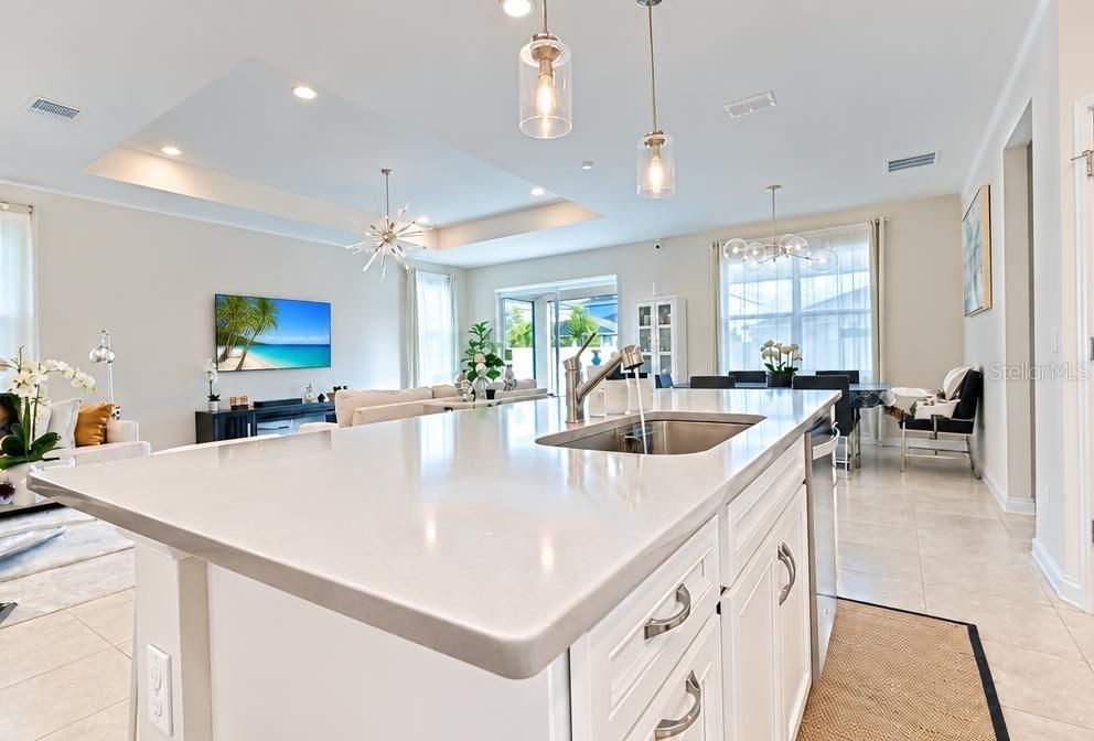 For Sale: $469,500 (3 beds, 2 baths, 2056 Square Feet)