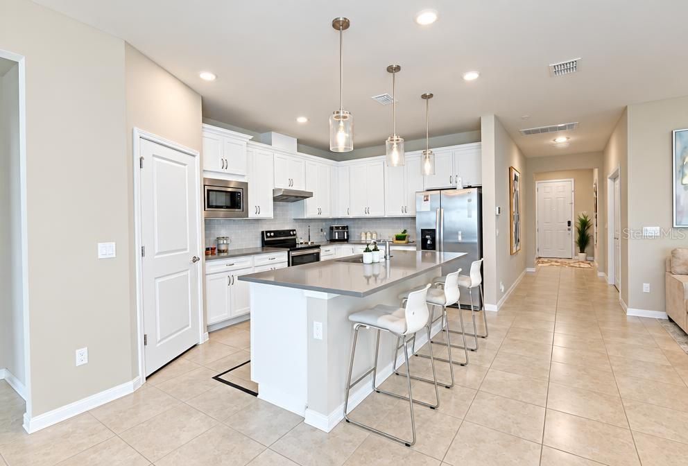 For Sale: $469,500 (3 beds, 2 baths, 2056 Square Feet)