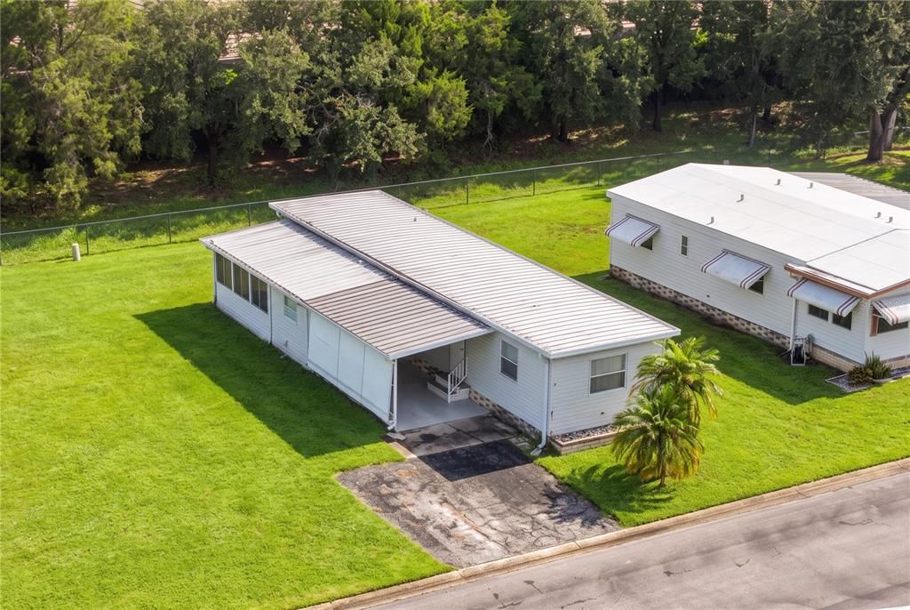 For Sale: $98,000 (2 beds, 1 baths, 660 Square Feet)