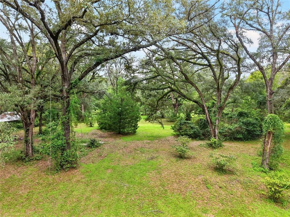 For Sale: $289,000 (2 beds, 1 baths, 1232 Square Feet)