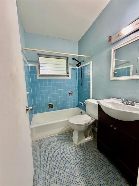 For Rent: $1,699 (2 beds, 1 baths, 750 Square Feet)