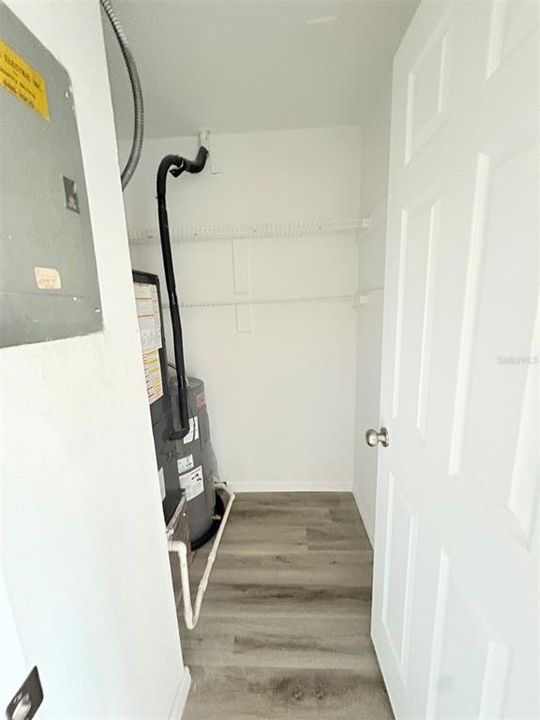 For Sale: $95,000 (1 beds, 1 baths, 760 Square Feet)