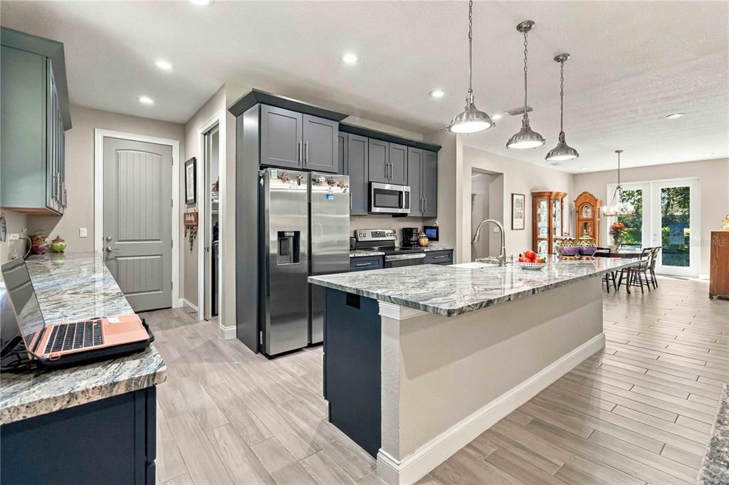 For Sale: $499,000 (3 beds, 2 baths, 2070 Square Feet)