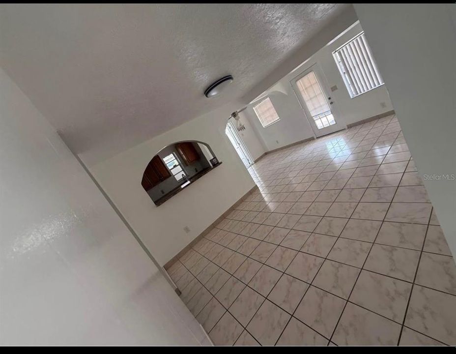For Sale: $479,000 (4 beds, 3 baths, 1288 Square Feet)