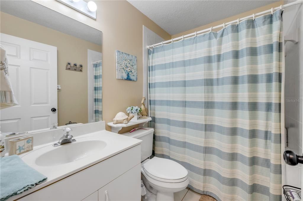 For Sale: $489,000 (3 beds, 2 baths, 1656 Square Feet)