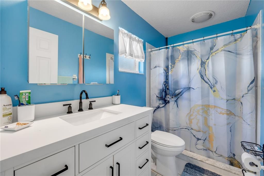 For Sale: $489,000 (3 beds, 2 baths, 1656 Square Feet)