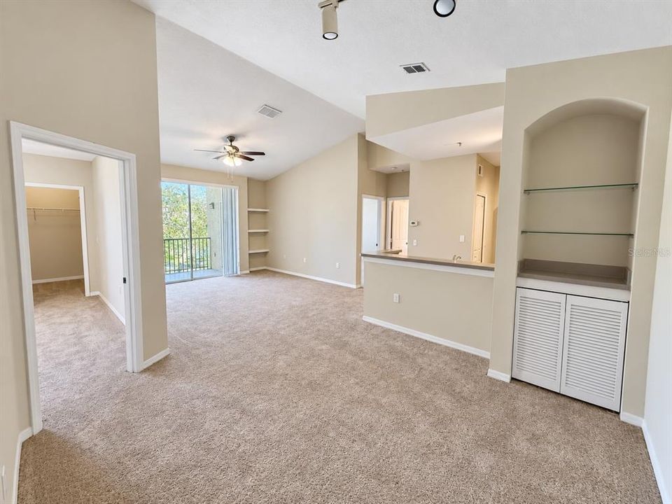 For Rent: $1,495 (2 beds, 2 baths, 1048 Square Feet)