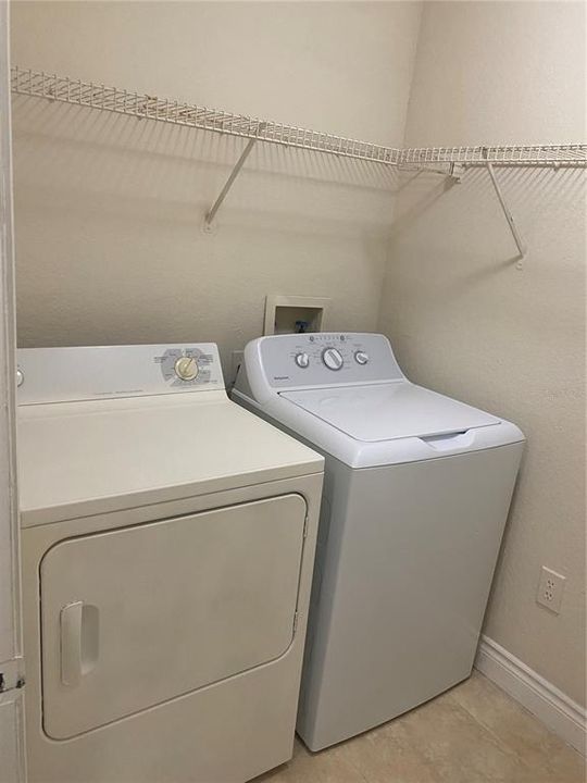 For Rent: $1,325 (1 beds, 1 baths, 780 Square Feet)