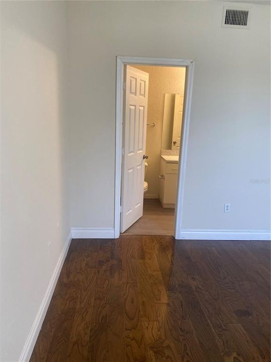 For Rent: $1,325 (1 beds, 1 baths, 780 Square Feet)