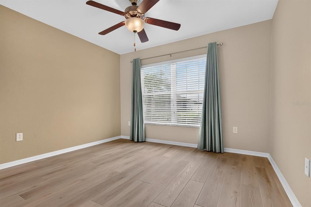 En Venta: $299,999 (3 camas, 2 baños, 1494 Pies cuadrados)