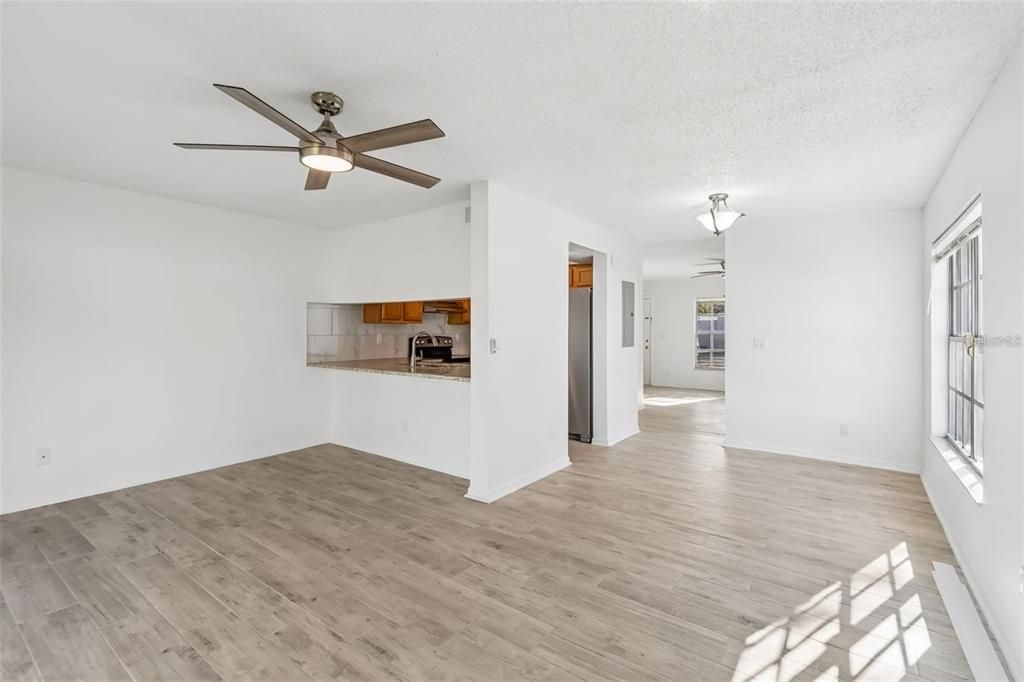 For Rent: $1,850 (3 beds, 2 baths, 1368 Square Feet)