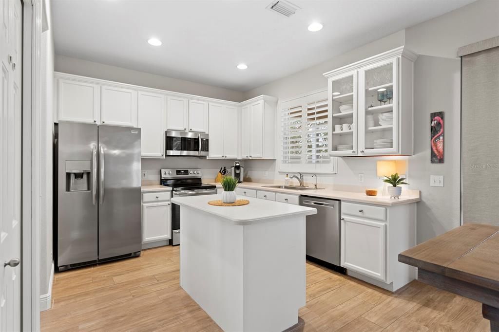 En Renta: $3,995 (3 camas, 2 baños, 2606 Pies cuadrados)