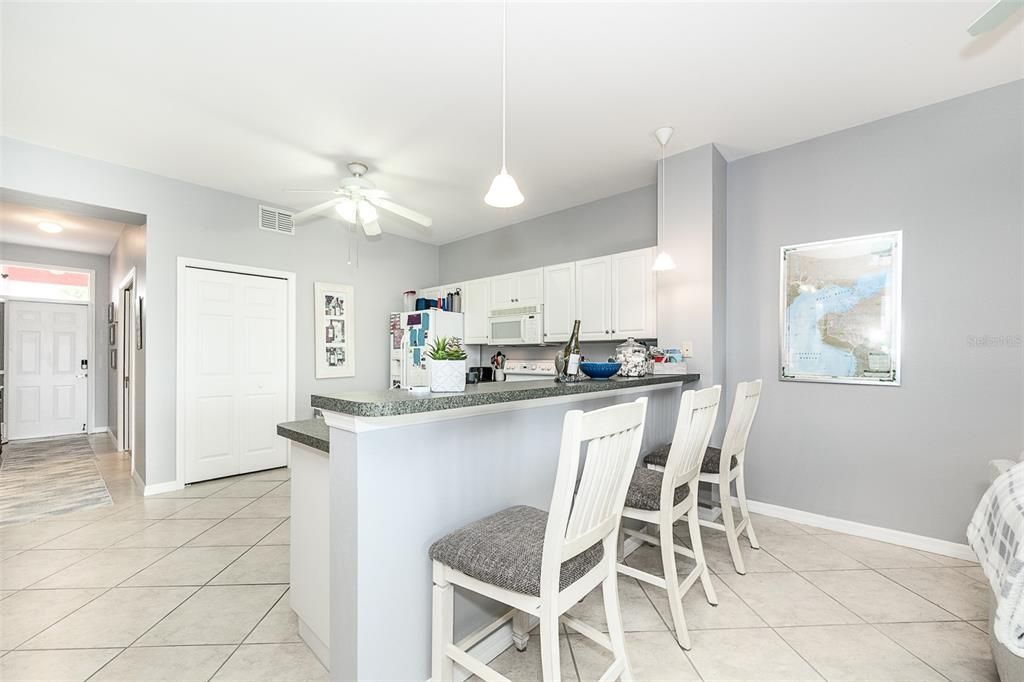 For Rent: $4,500 (3 beds, 2 baths, 1517 Square Feet)