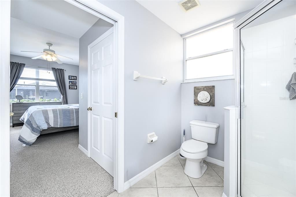 For Rent: $4,500 (3 beds, 2 baths, 1517 Square Feet)