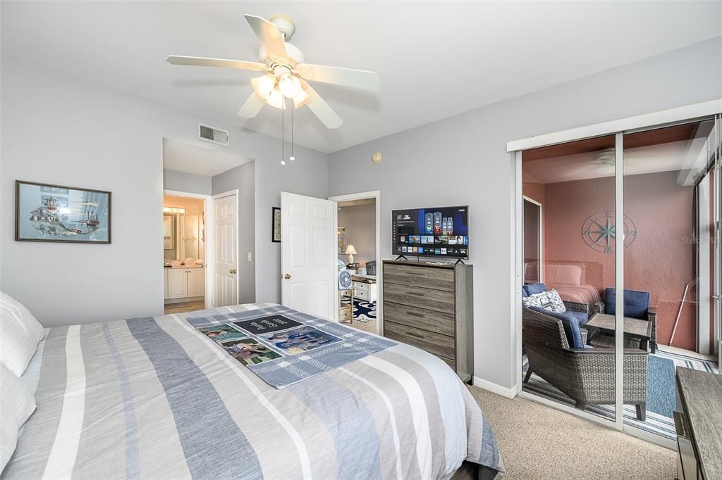 For Rent: $4,500 (3 beds, 2 baths, 1517 Square Feet)