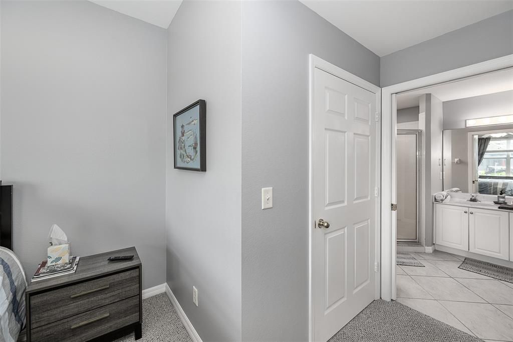 For Rent: $4,500 (3 beds, 2 baths, 1517 Square Feet)