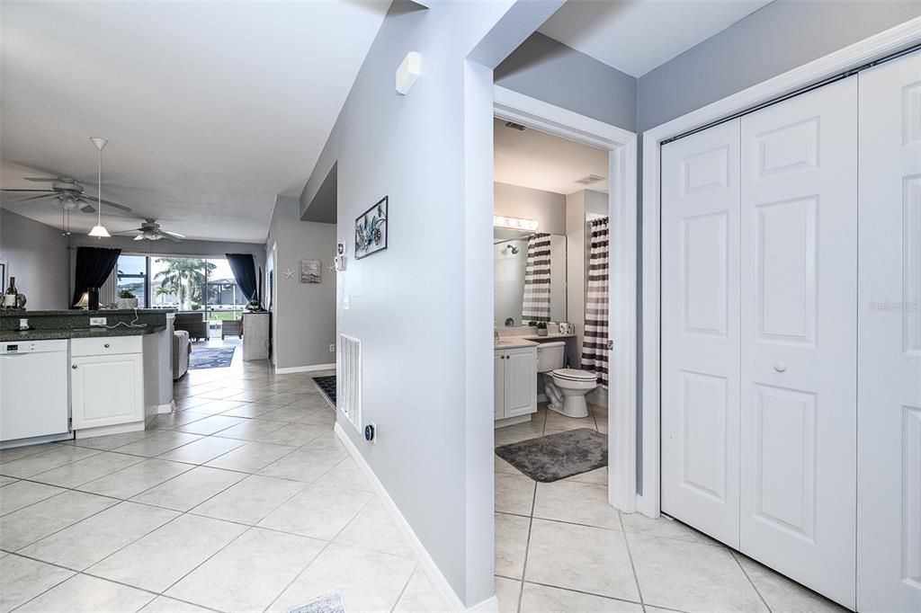 For Rent: $4,500 (3 beds, 2 baths, 1517 Square Feet)