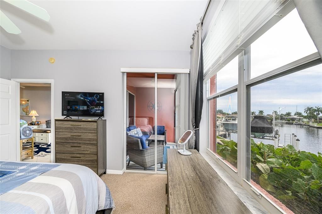 For Rent: $4,500 (3 beds, 2 baths, 1517 Square Feet)