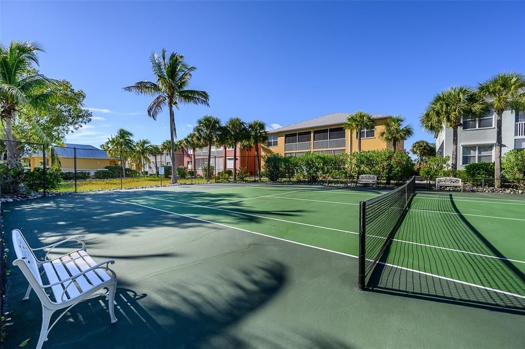 For Rent: $4,500 (3 beds, 2 baths, 1517 Square Feet)